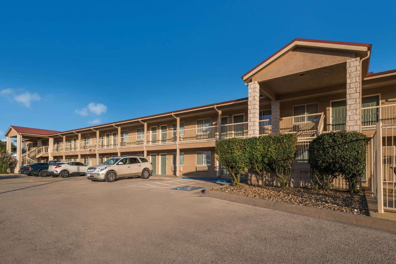 Quality Inn Сонора Экстерьер фото
